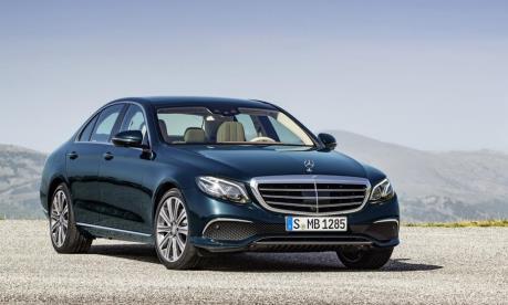 Sắp ra mắt Mercedes E250 2017 giá khoảng 2,5 tỷ đồng 