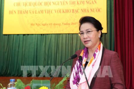 Chủ tịch Quốc hội Nguyễn Thị Kim Ngân làm việc với Kho bạc Nhà nước