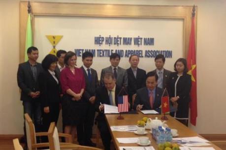 Hợp tác sử dụng năng lượng hiệu quả ngành dệt may