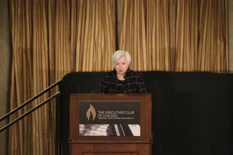 Giới chuyên gia dự báo Fed sẽ sớm bình thường hóa chính sách lãi suất