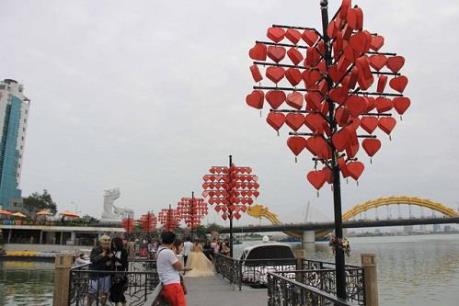 8/3 vi vu Đà Nẵng với mức giá rẻ bèo