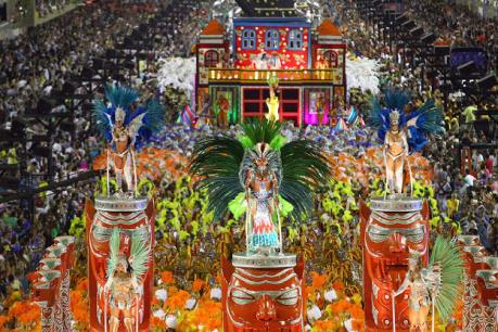 Hàng triệu lượt người tham gia lễ hội hóa trang Carnival Brazil
