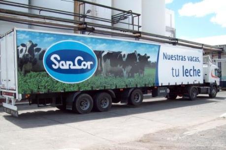 Tập đoàn sữa hàng đầu Argentina đóng cửa hàng loạt nhà máy