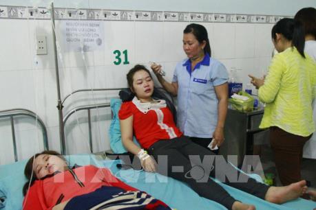 Vụ công nhân Bình Dương nhập viện sau bữa ăn trưa: Điều tra an toàn thực phẩm