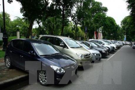 Chấm dứt nhận xe ô tô doanh nghiệp biếu, tặng