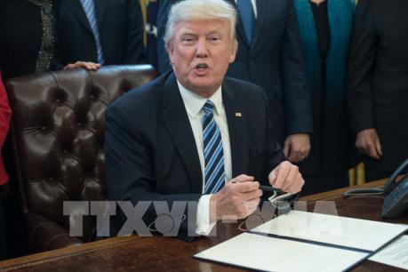 Tổng thống Mỹ D.Trump tiếp tục khẳng định bị theo dõi điện thoại