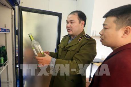 Bộ Y tế tiếp tục cảnh báo đề phòng ngộ độc rượu