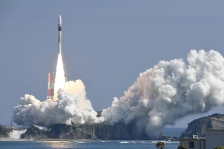 Nhật Bản phóng thành công vệ tinh do thám Radar 5