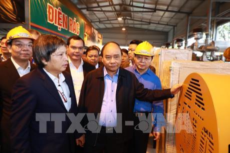 Thủ tướng Nguyễn Xuân Phúc khảo sát công nghệ điện - rác “made in Việt Nam”
