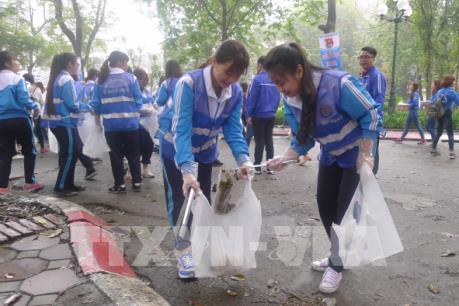 Các đội tự quản ở Hà Nội ra quân đảm bảo trật tự và văn minh đô thị