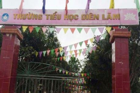 Nghệ An: Đình chỉ dạy học với cô giáo dùng thước đánh 23 học sinh tiểu học