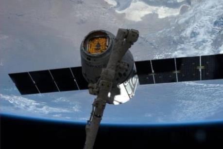 Tàu chở hàng không người lái Dragon trở về Trái Đất an toàn