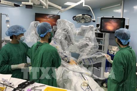 TP.HCM: Phẫu thuật ca ung thư dạ dày đầu tiên bằng Robot