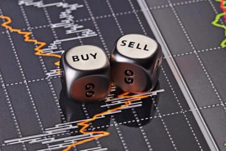 Chứng khoán chiều 21/3: Sắc xanh phủ lên hai sàn nhưng cổ phiếu của hai tỷ phú USD giảm