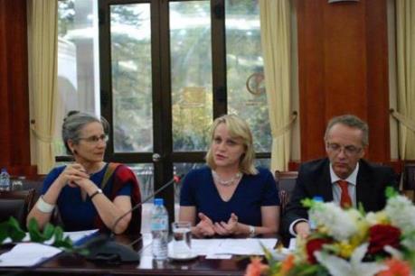 Tìm hướng đưa công nghệ sản xuất nông sản Hà Lan vào Việt Nam