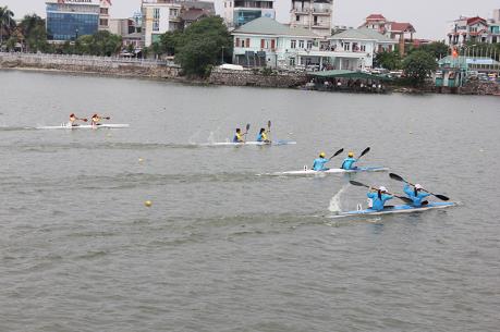 Vận động viên đua thuyền thiệt mạng trong khi tập luyện