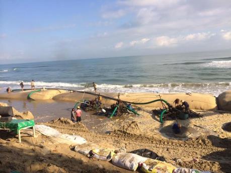 Cần làm rõ hợp đồng "khủng" hút triệu m3 cát tại biển Cửa Đại