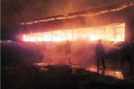 Cháy xưởng sản xuất bao bì tại quận 12, Tp. Hồ Chí Minh