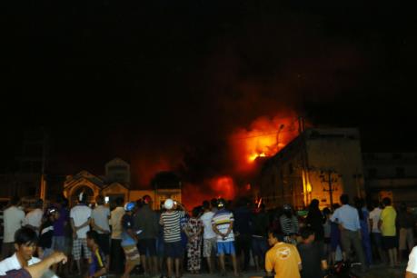 Hoả hoạn bùng phát trở lại tại Công ty Kwong Lung - Meko