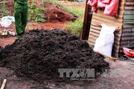 Bình Phước tiếp tục phát hiện cơ sở pha trộn hồ tiêu lép với tạp chất