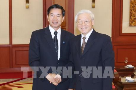 Tổng Bí thư Nguyễn Phú Trọng tiếp Bí thư - Đô trưởng Viêng Chăn