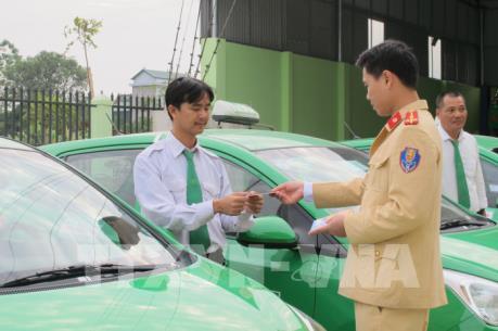 Hà Nội xử lý 1.400 trường hợp xe taxi vi phạm an toàn giao thông