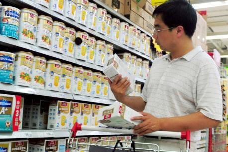 Xét xử đường dây sản xuất sữa công thức trẻ em giả mạo