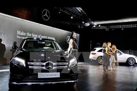 Mercedes và Volkswagen thu hồi gần một triệu xe ô tô ở Trung Quốc