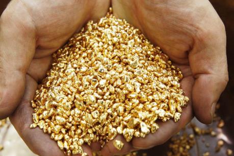 Giá vàng vọt lên mức cao nhất trong một tháng