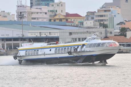 Trước 10/4 sẽ bàn giao mặt bằng xây dựng hai tuyến buýt sông tại TPHCM