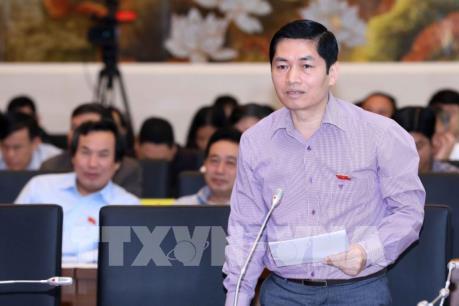 Thảo luận về dự án Luật hỗ trợ doanh nghiệp vừa và nhỏ