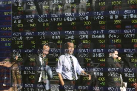 Chứng khoán châu Á tăng nhẹ trước thềm cuộc gặp thượng đỉnh Mỹ-Trung