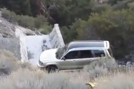 Quảng Nam: Ô tô rơi xuống vực, 5 người bị thương