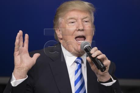 Tổng thống Mỹ cam kết giảm bớt các thủ tục “rườm rà”