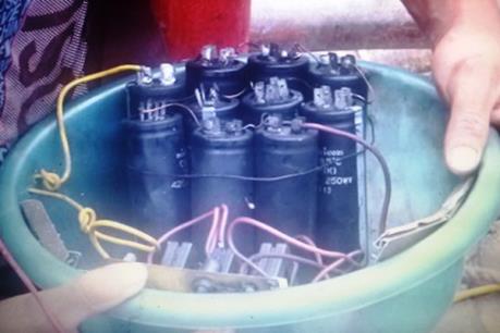 Quảng Ninh: Bắt giữ tàu khai thác thủy sản bằng kích điện