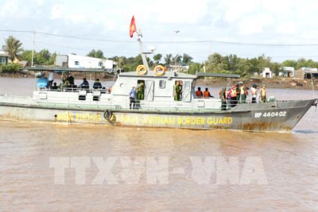 Vụ chìm tàu trên sông Gành Hào: Tìm thấy thi thể nạn nhân mất tích