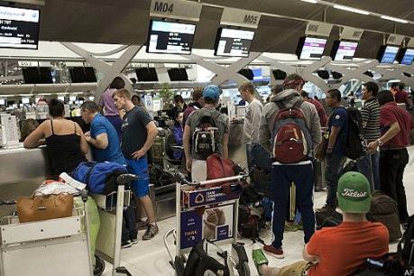 Thái Lan: Hơn 1.000 người mắc kẹt ở sân bay do bị lừa đảo
