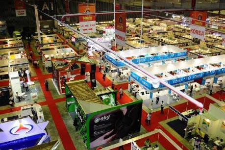 Hơn 350 doanh nghiệp tham gia triển lãm quốc tế ô tô, xe máy, xe đạp điện