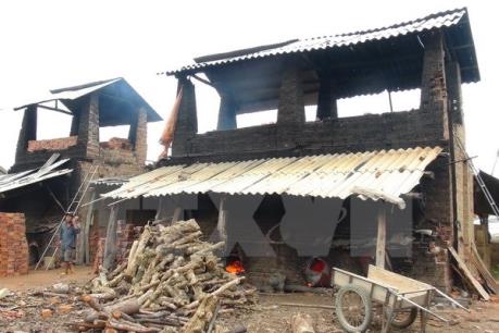 Ninh Thuận xóa bỏ cơ sở sản xuất vật liệu bằng lò nung thủ công