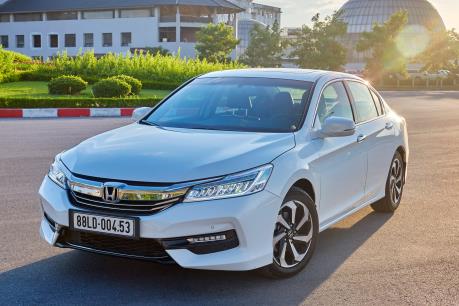 Honda Việt Nam ưu đãi 50 triệu đồng cho khách mua xe CR-V và Accord