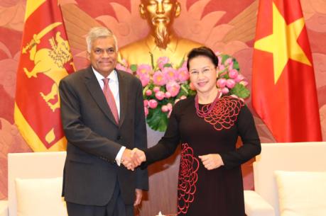 Chủ tịch Quốc hội Nguyễn Thị Kim Ngân hội kiến Thủ tướng Sri Lanka