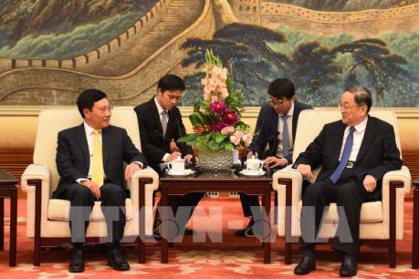 Phó Thủ tướng Phạm Bình Minh hội kiến Chủ tịch Chính Hiệp Trung Quốc Du Chính Thanh