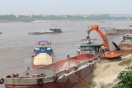 Hà Nội còn 173  bãi chứa, trung chuyển vật liệu xây dựng trái phép