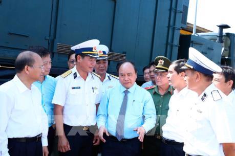 Thủ tướng Nguyễn Xuân Phúc thăm Lữ đoàn Tên lửa bờ, Vùng 2 Hải quân