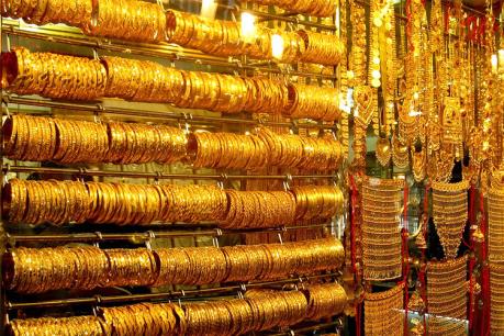 Giá vàng thế giới đi xuống khi đồng USD mạnh lên