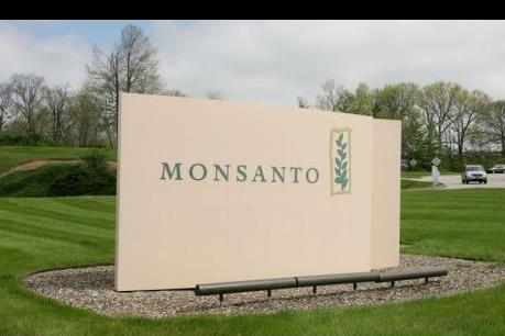 Giá cổ phiếu Monsanto tăng mạnh nhờ kỳ vọng Mỹ bật “đèn xanh” cho thương vụ với Bayer