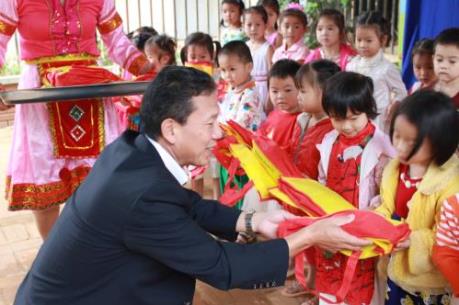 Tiếp tục triển khai dự án Chuỗi trường học hữu nghị Canon