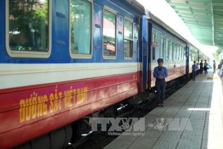 Còn gần 10.000 vé tàu đi tuyến phía Nam dịp 30/4 và 1/5