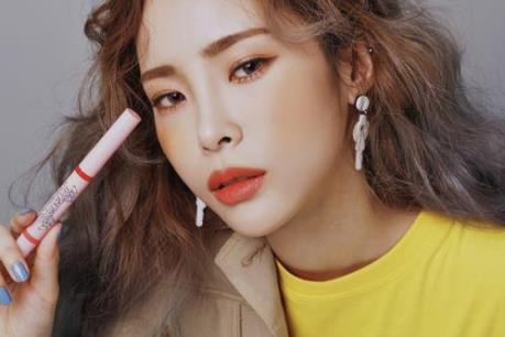 3CE vừa tung ra sản phẩm son hai đầu độc đáo