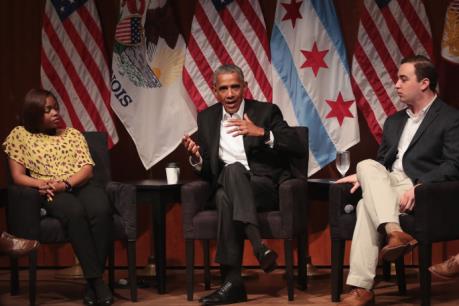 Cựu Tổng thống Mỹ B.Obama lần đầu tiên xuất hiện trước công chúng sau khi rời Nhà Trắng